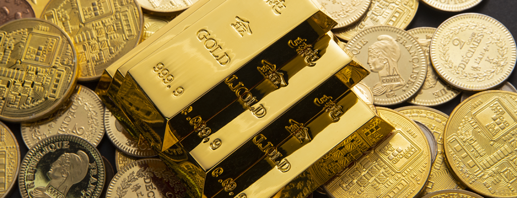closeup-shot-pile-shiny-gold-coins-bars