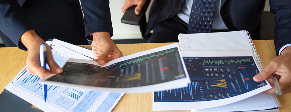 Effective Strategies for Portfolio Management in Volatile Markets